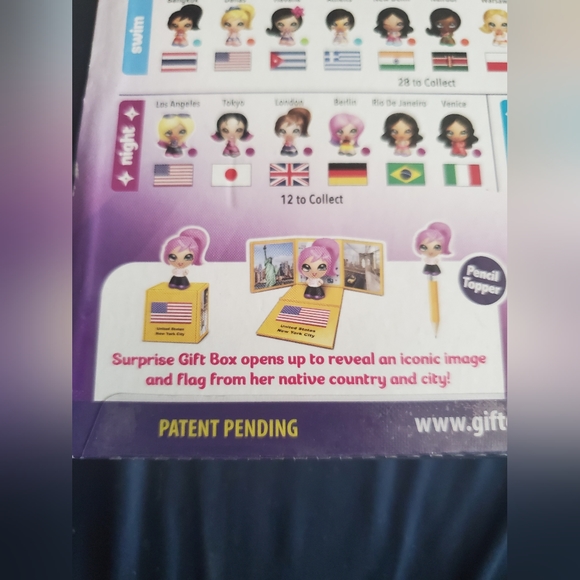 : Jakks Gift Ems 3 pks Dolls Figure Gift Boxes Lot Accessories Toy Lot - Picture 11 of 16